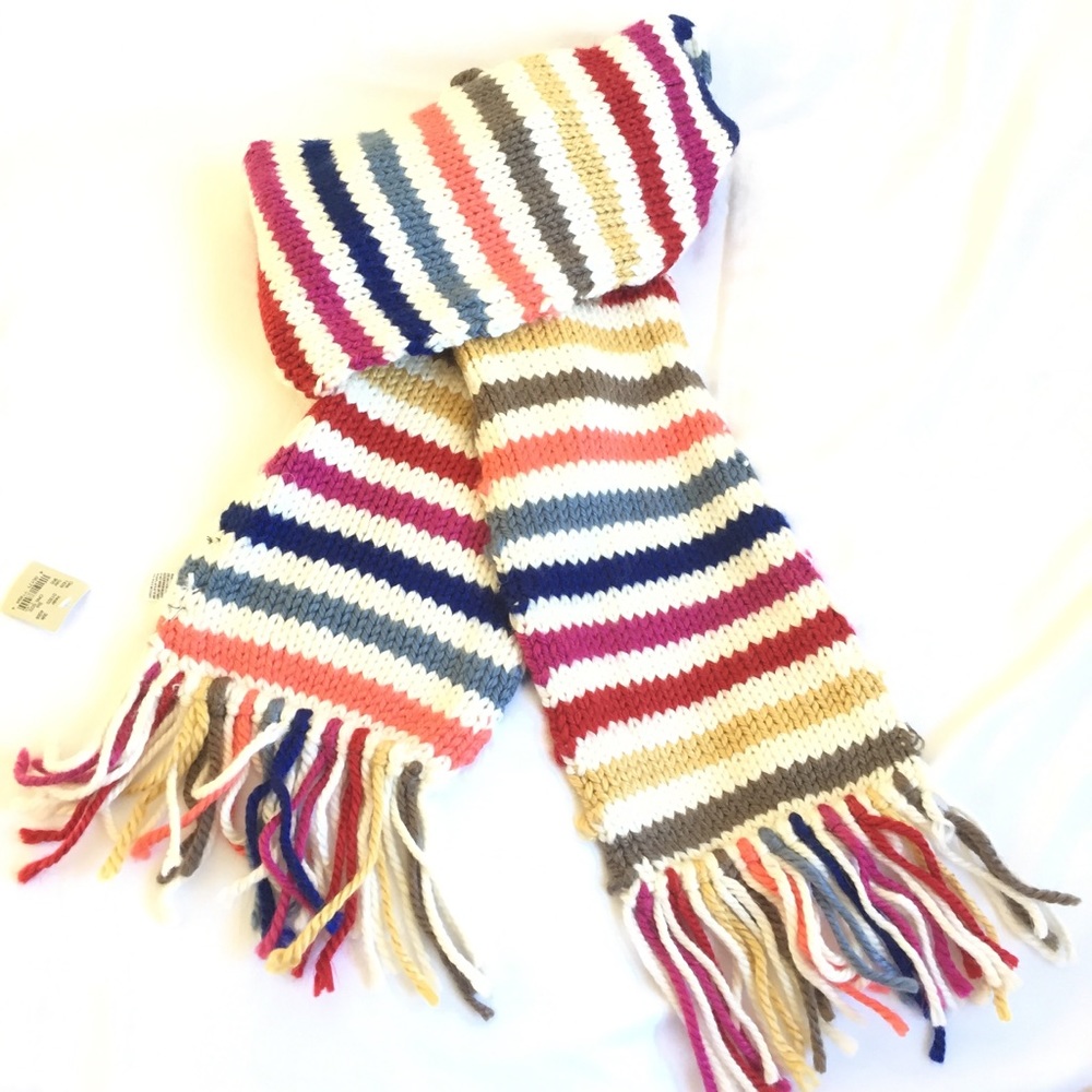 NEW American Eagle Outfitters Scarf